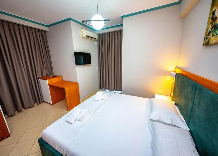 ゲストハウス House *