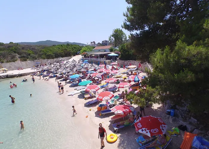 House ゲストハウス *