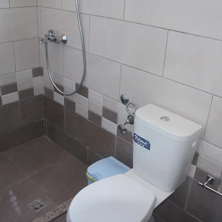 招待所 House 卡萨米尔